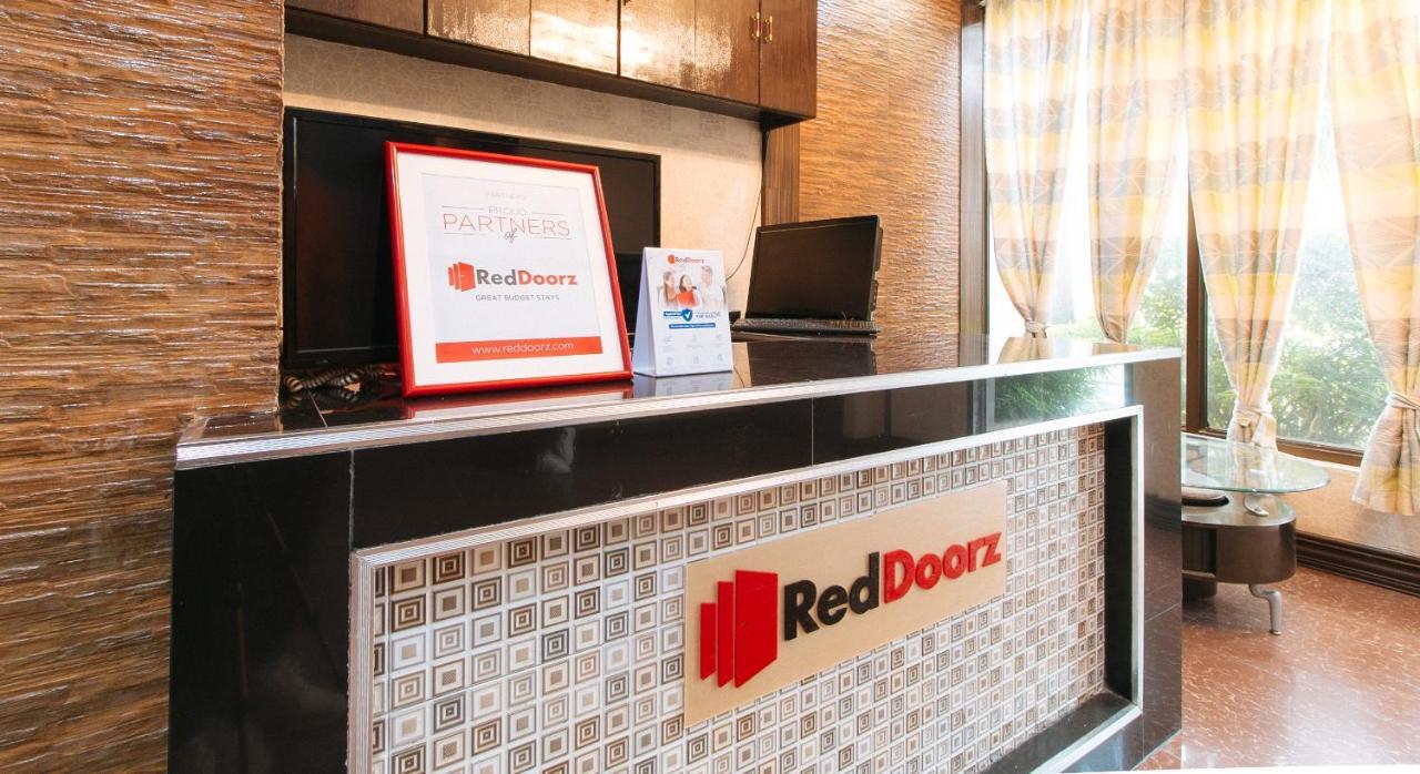 Reddoorz Plus At Canley Residential Pasig City Buitenkant foto
