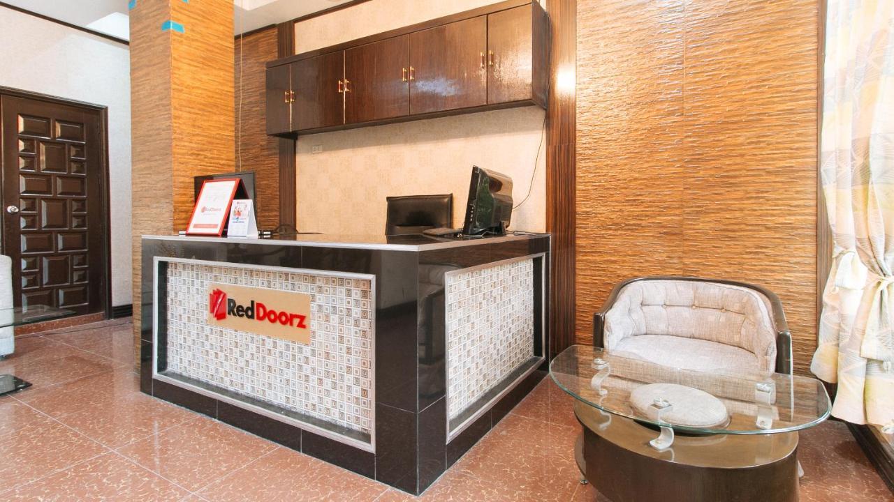 Reddoorz Plus At Canley Residential Pasig City Buitenkant foto