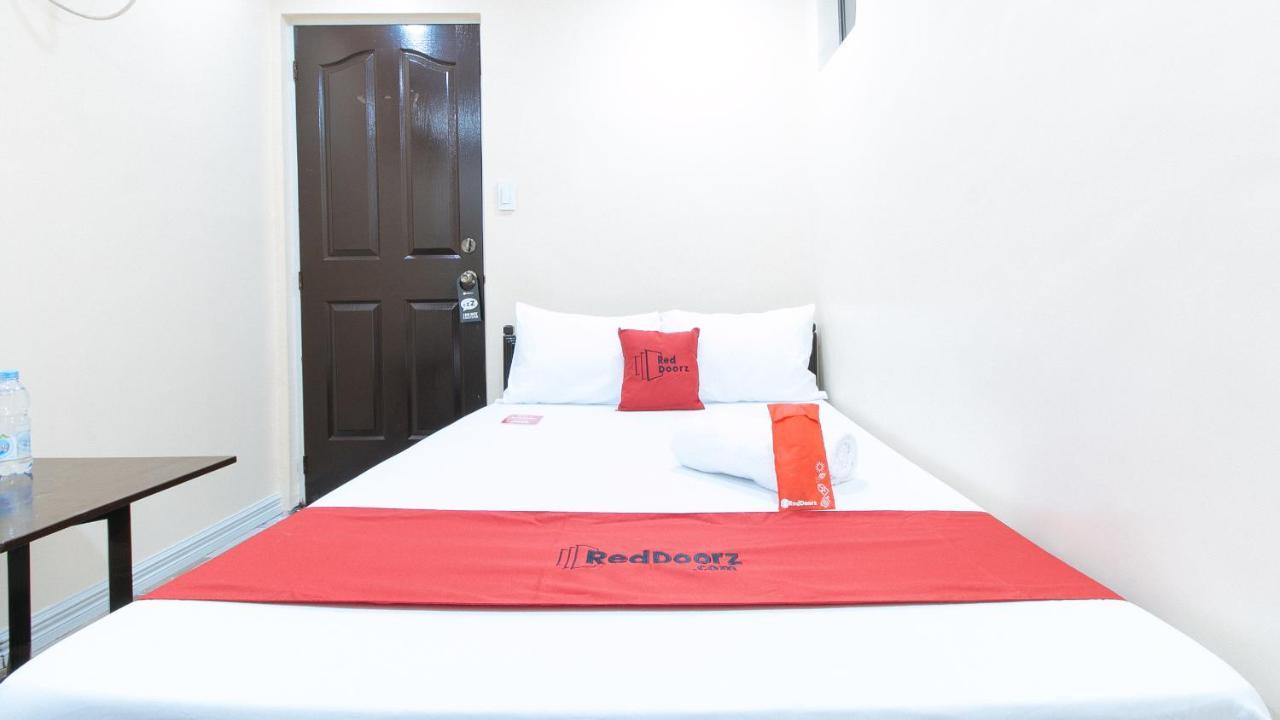 Reddoorz Plus At Canley Residential Pasig City Buitenkant foto