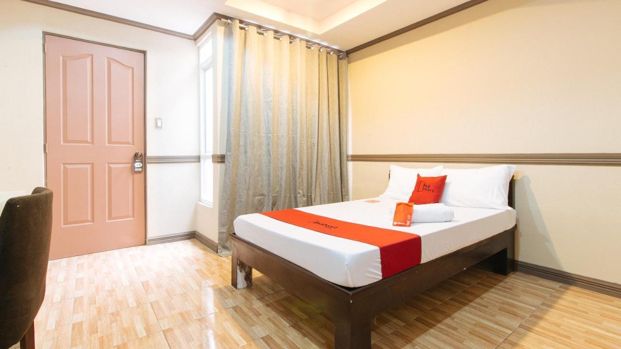 Reddoorz Plus At Canley Residential Pasig City Buitenkant foto