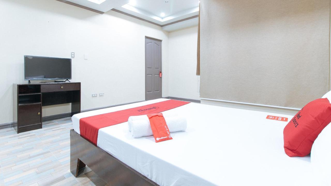 Reddoorz Plus At Canley Residential Pasig City Buitenkant foto