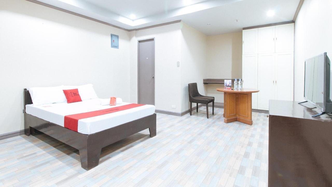 Reddoorz Plus At Canley Residential Pasig City Buitenkant foto