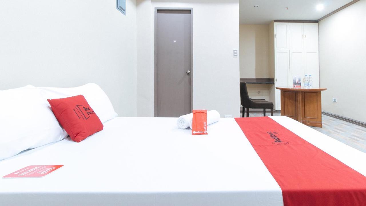 Reddoorz Plus At Canley Residential Pasig City Buitenkant foto