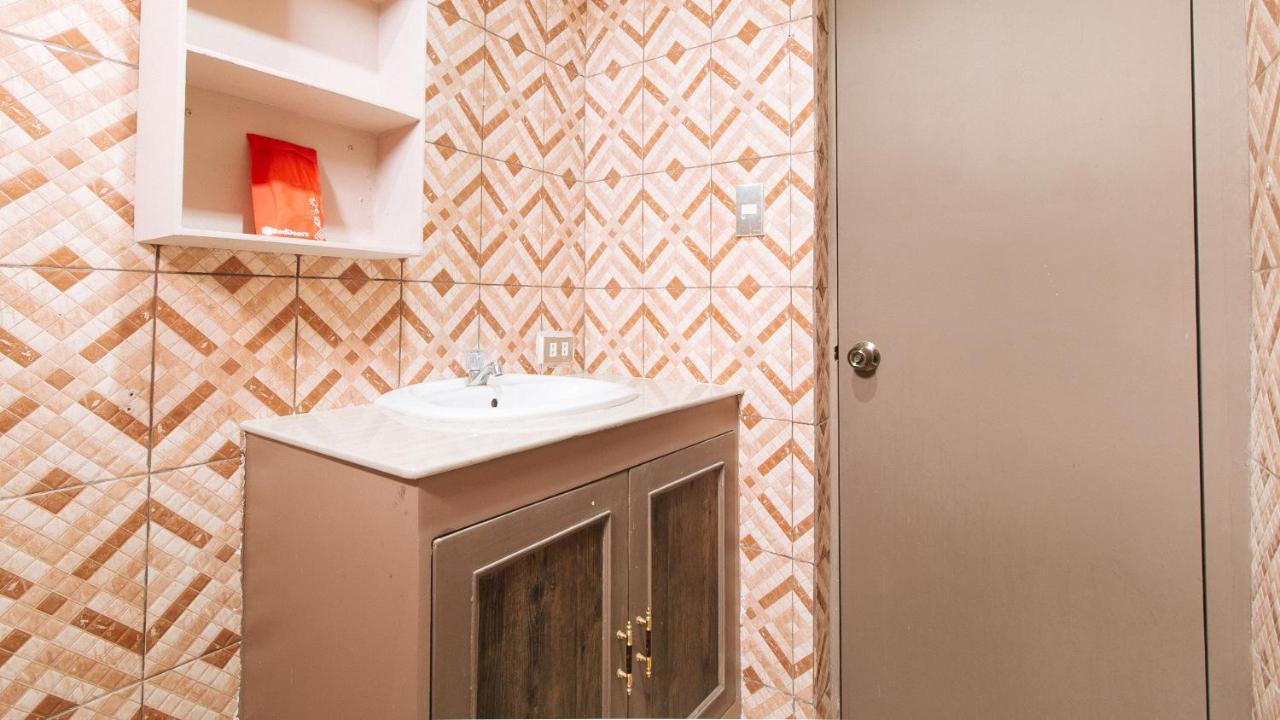 Reddoorz Plus At Canley Residential Pasig City Buitenkant foto