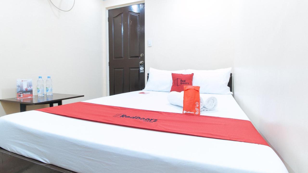 Reddoorz Plus At Canley Residential Pasig City Buitenkant foto