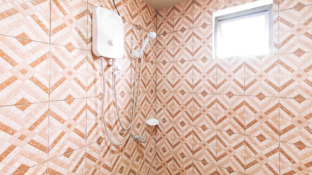 Reddoorz Plus At Canley Residential Pasig City Buitenkant foto